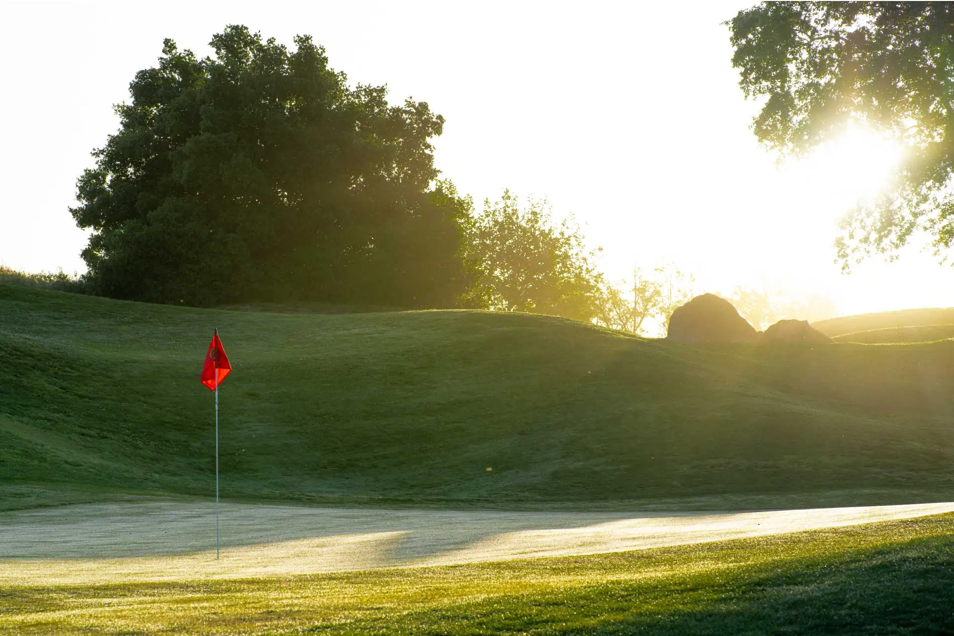Eagle Springs Golf & Country Club House Background